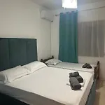 شقة Toni